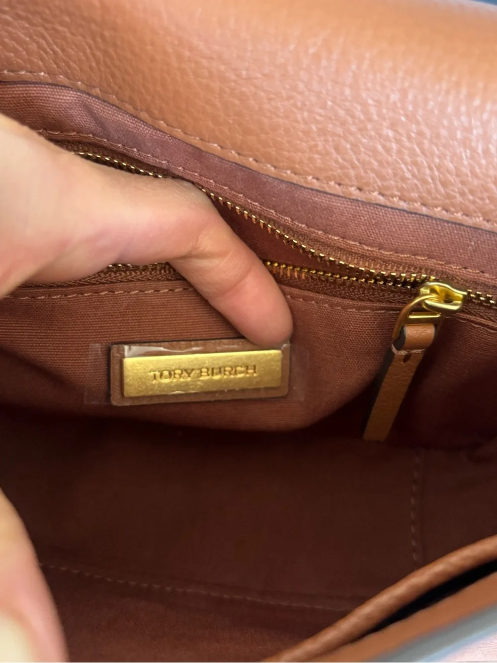 Authentic Tory Burch Carson Brown Leather Crossbody Bag with gold Chain